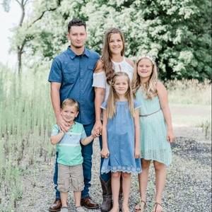 Meet your Posher, Tiffany